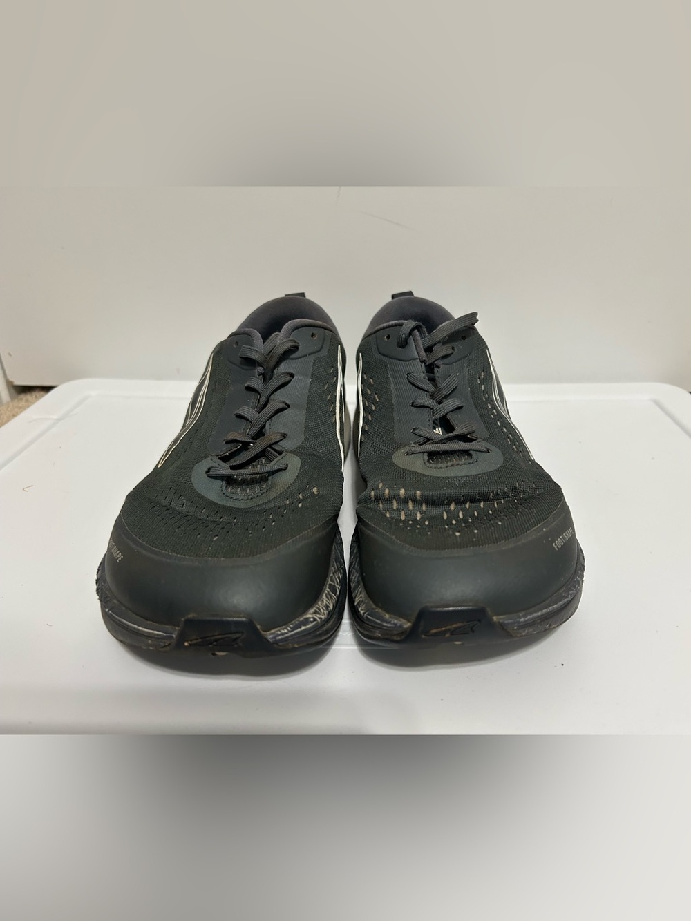 Altra Paradigm 5 Men's Running Shoes Size 9